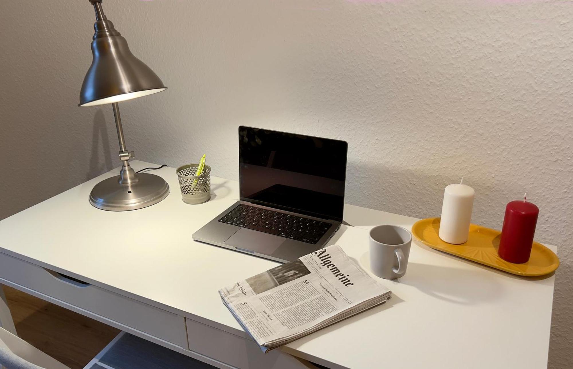 Appartamento Big Flat With Fresh Renovation, Free Parking, Sonyps, Netflix Duisburgo Esterno foto